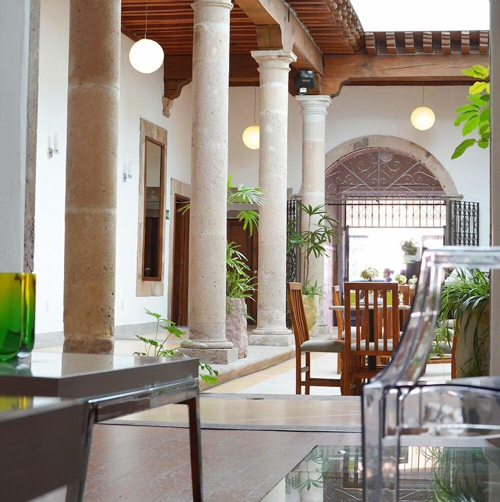 Hotel Expres By Hosting House モレリア エクステリア 写真