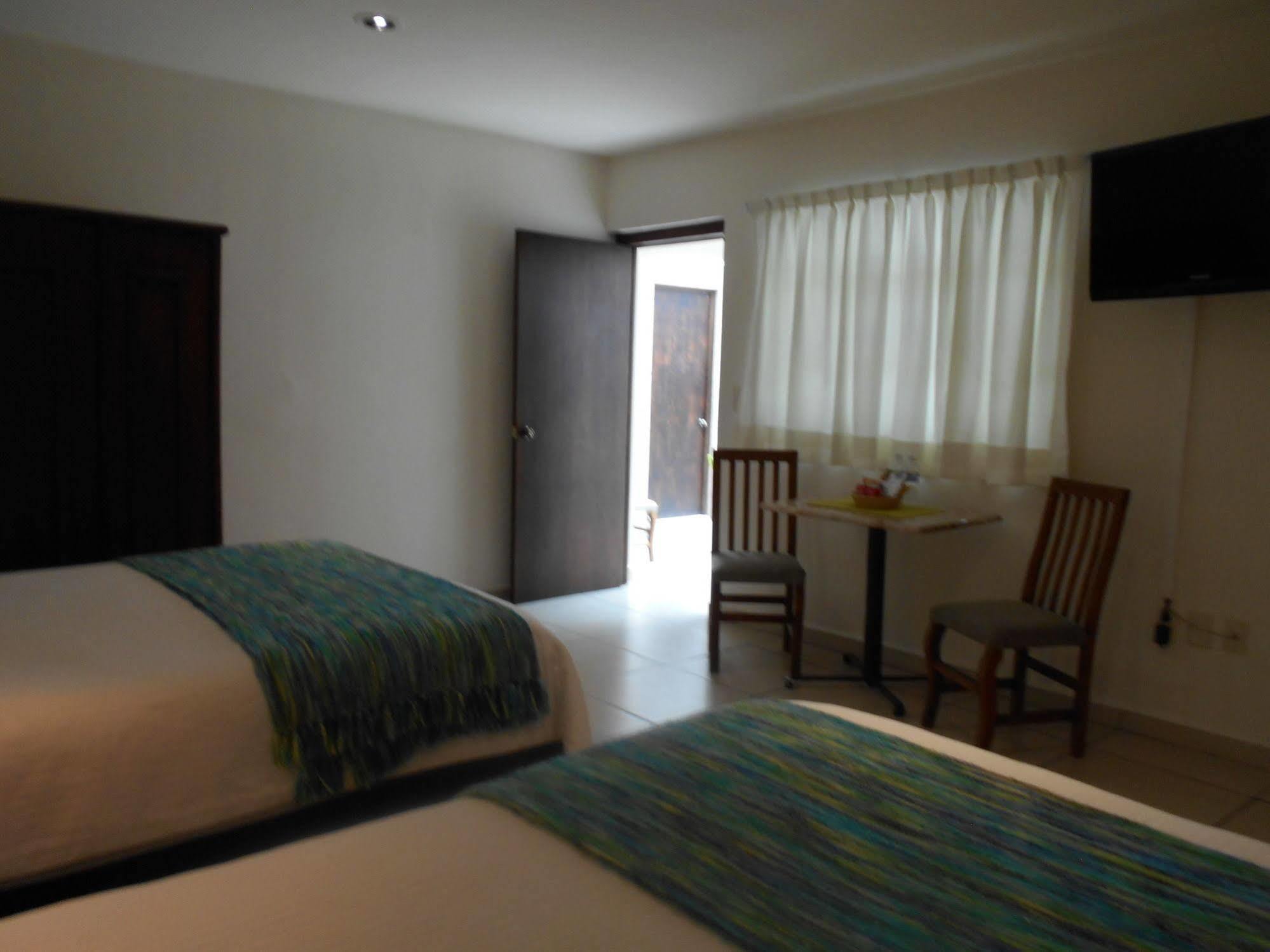 Hotel Expres By Hosting House モレリア エクステリア 写真