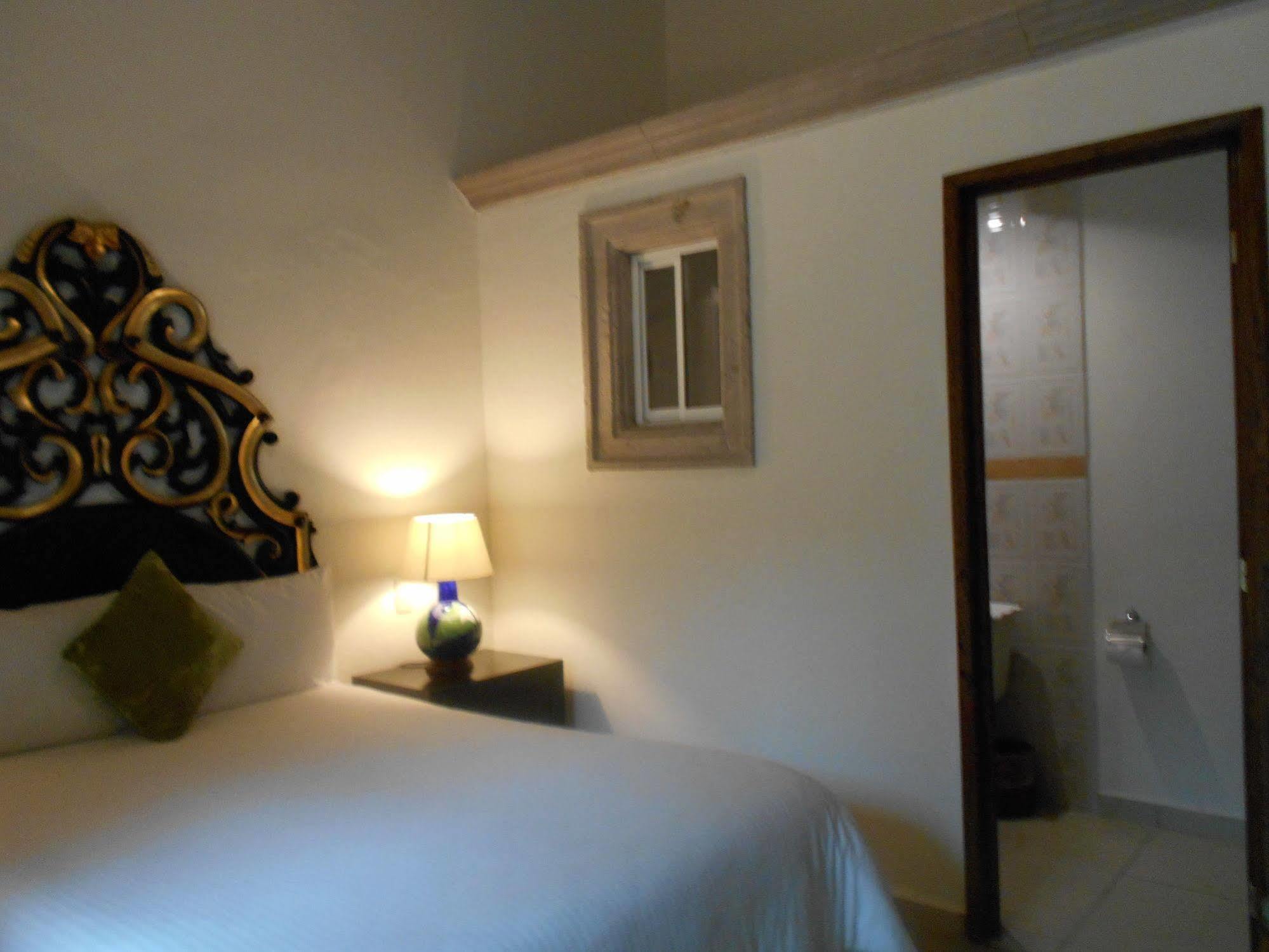Hotel Expres By Hosting House モレリア エクステリア 写真